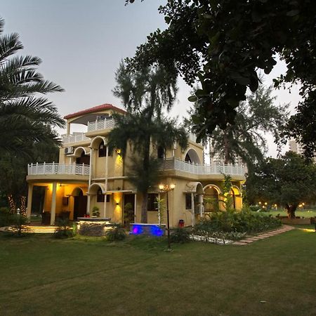 Sunahari Bagh - Pool Farm Retreat @ Гургаон Екстериор снимка