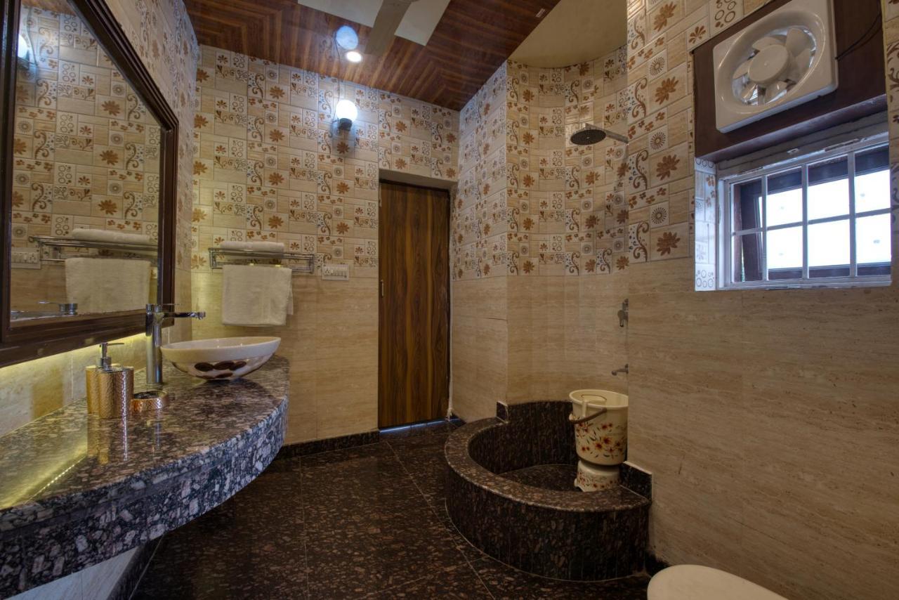 Sunahari Bagh - Pool Farm Retreat @ Гургаон Екстериор снимка