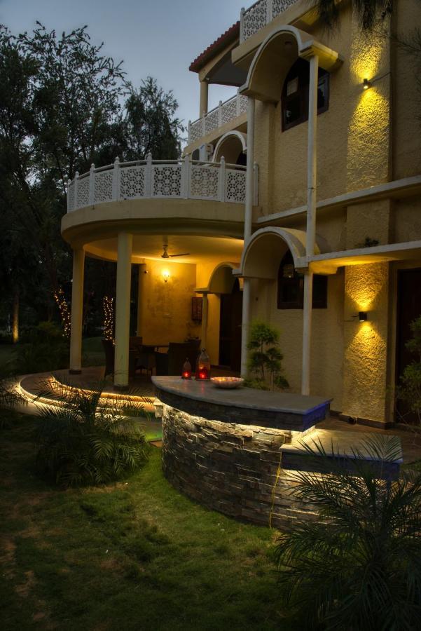 Sunahari Bagh - Pool Farm Retreat @ Гургаон Екстериор снимка