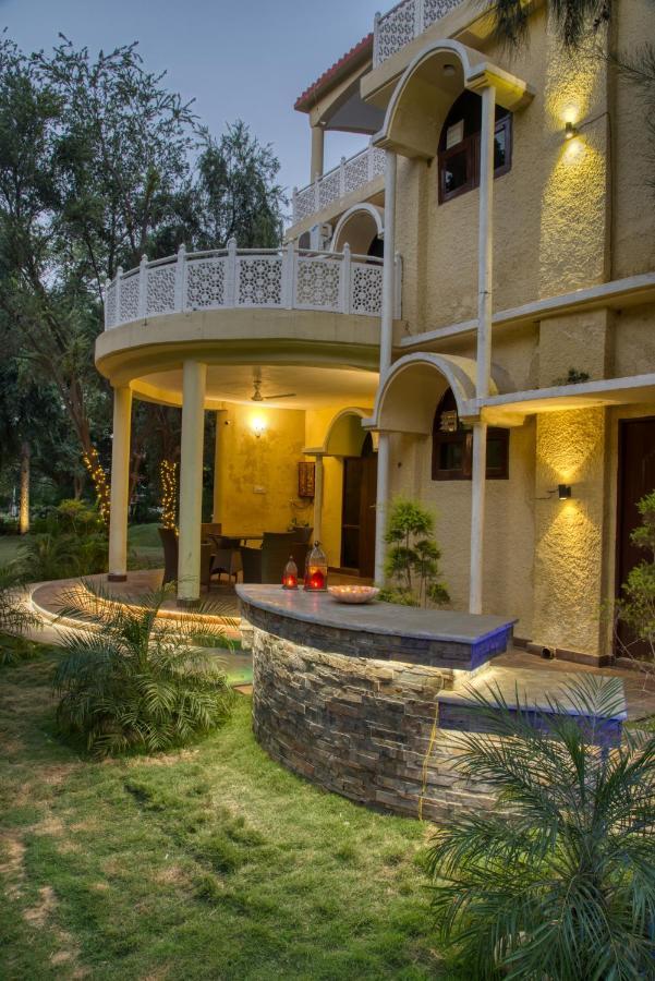 Sunahari Bagh - Pool Farm Retreat @ Гургаон Екстериор снимка