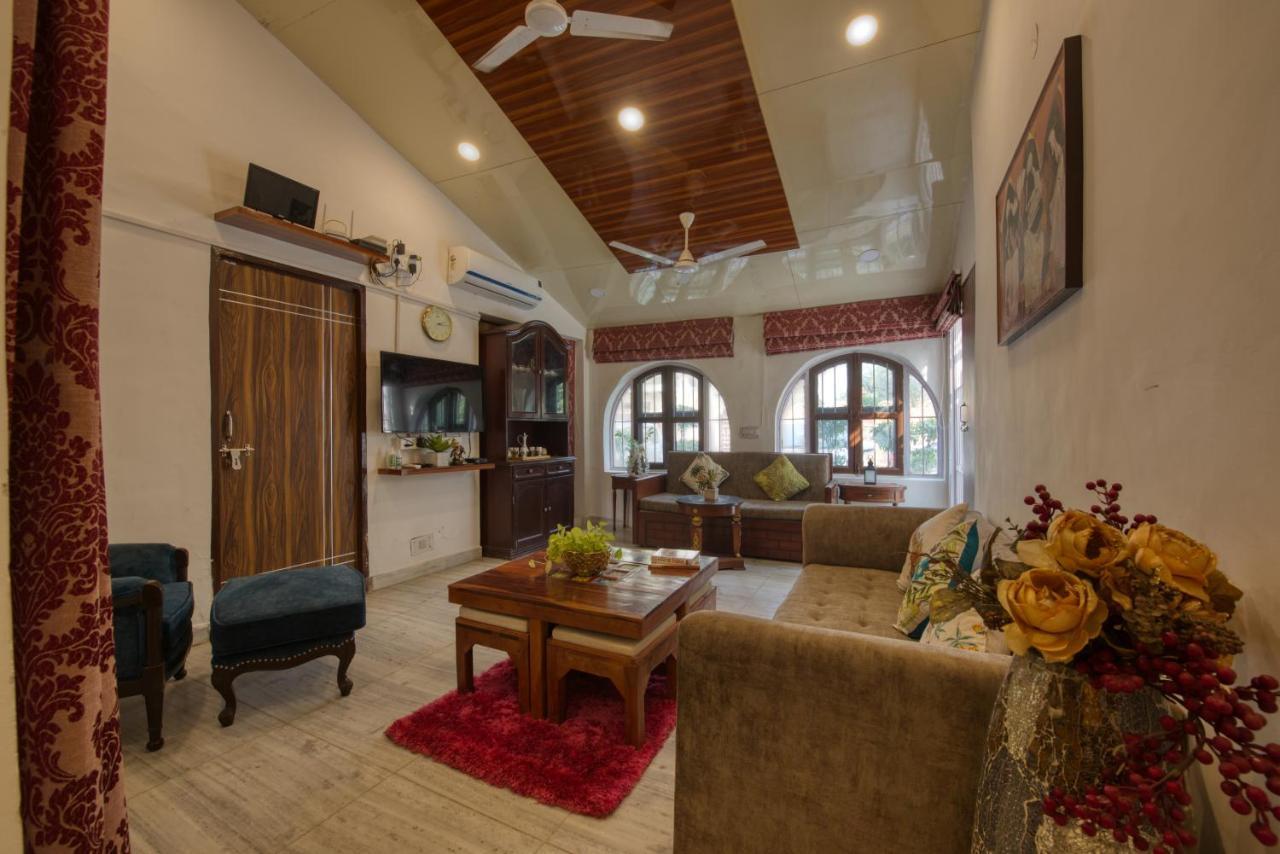 Sunahari Bagh - Pool Farm Retreat @ Гургаон Екстериор снимка